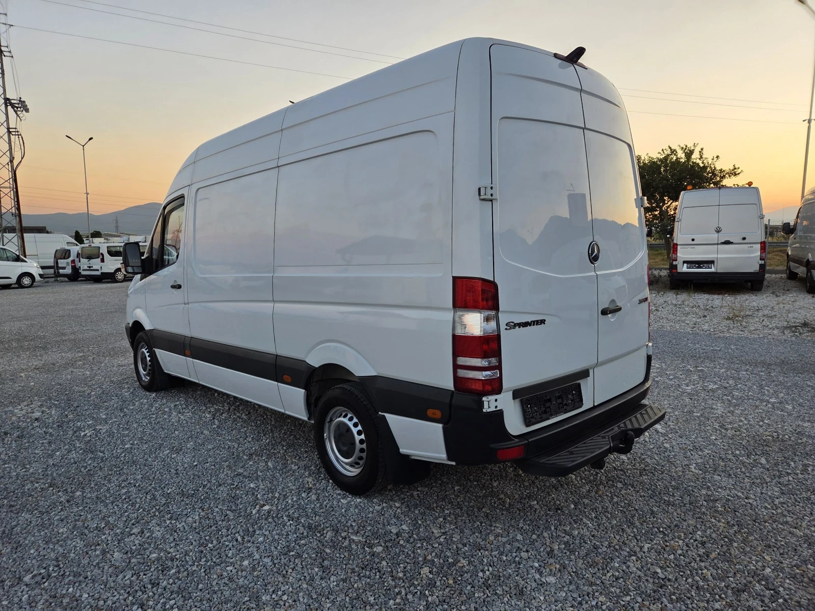 Mercedes-Benz Sprinter 319 КЛИМАТИК, Нави, Темпомат - изображение 3