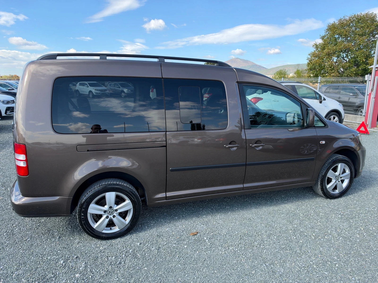 VW Caddy (KATO ����)^(MAXI)^(�����)^(7-�����) | Mobile.bg � ����������� 5