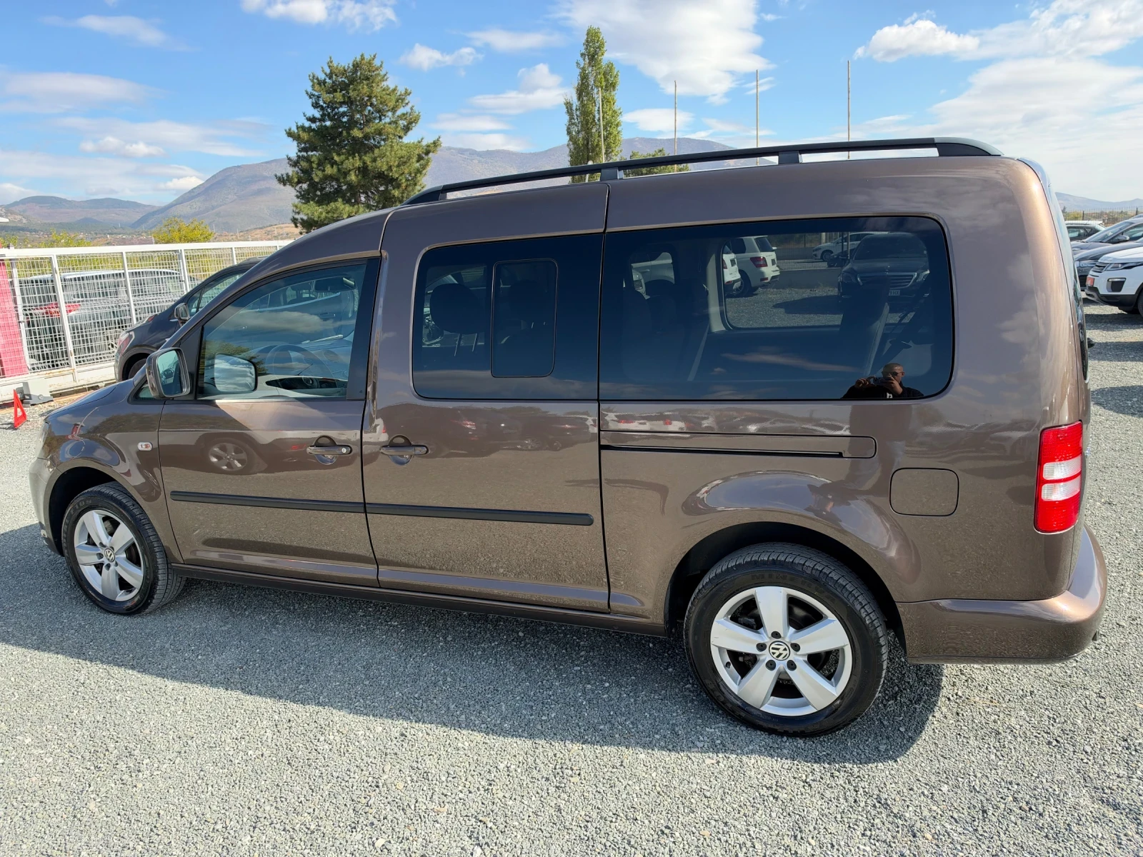 VW Caddy (KATO ����)^(MAXI)^(�����)^(7-�����) | Mobile.bg � ����������� 9
