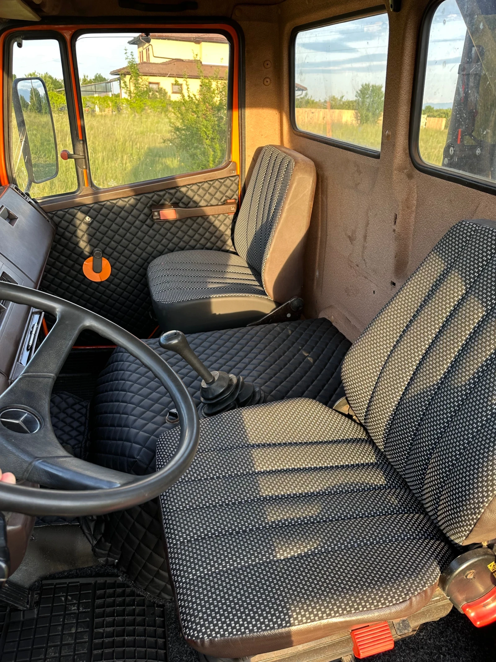 Mercedes-Benz 809 Самосвал с Кран, снимка 8 - Камиони - 54681351