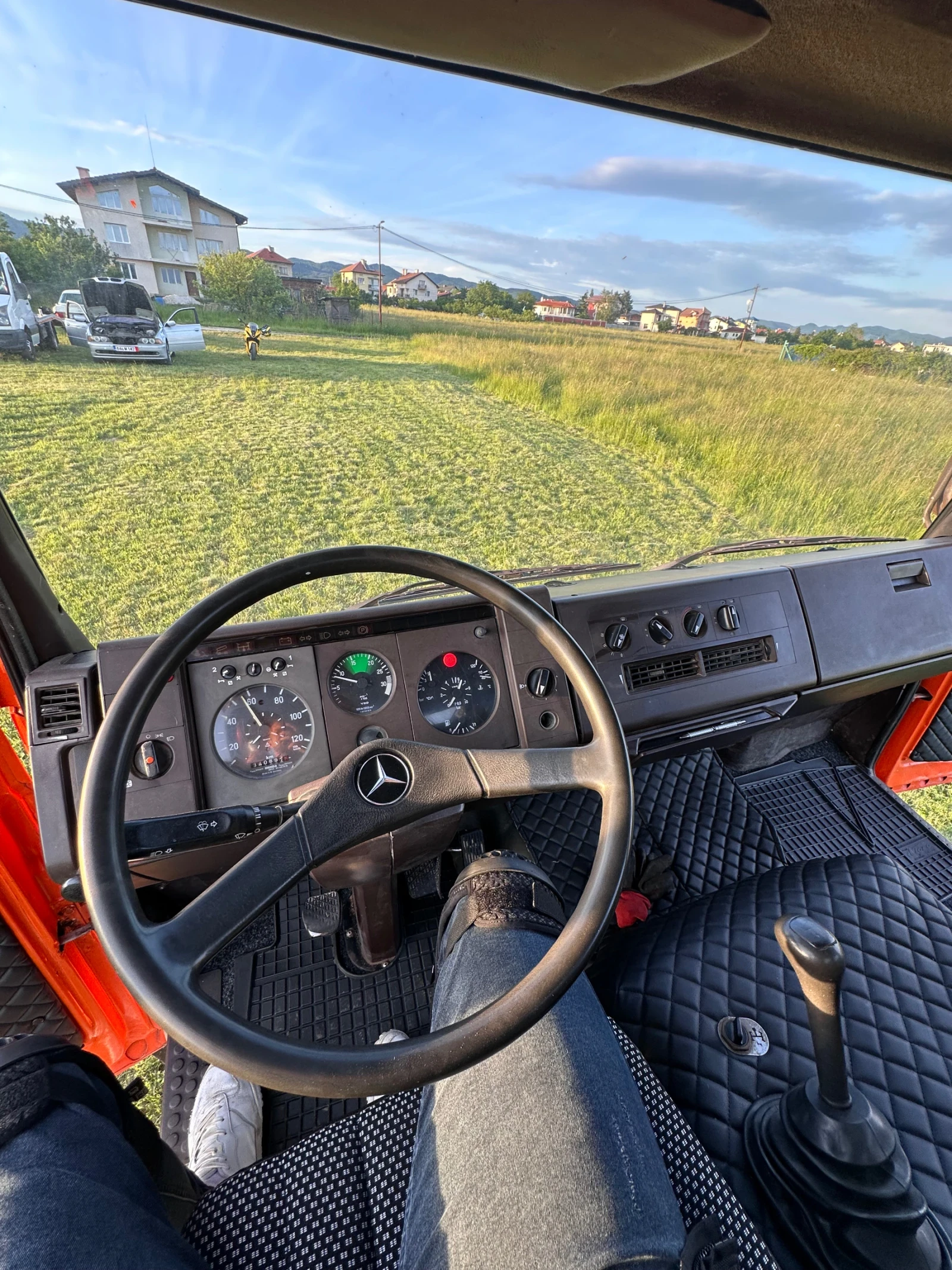 Mercedes-Benz 809 Самосвал с Кран, снимка 6 - Камиони - 54681351