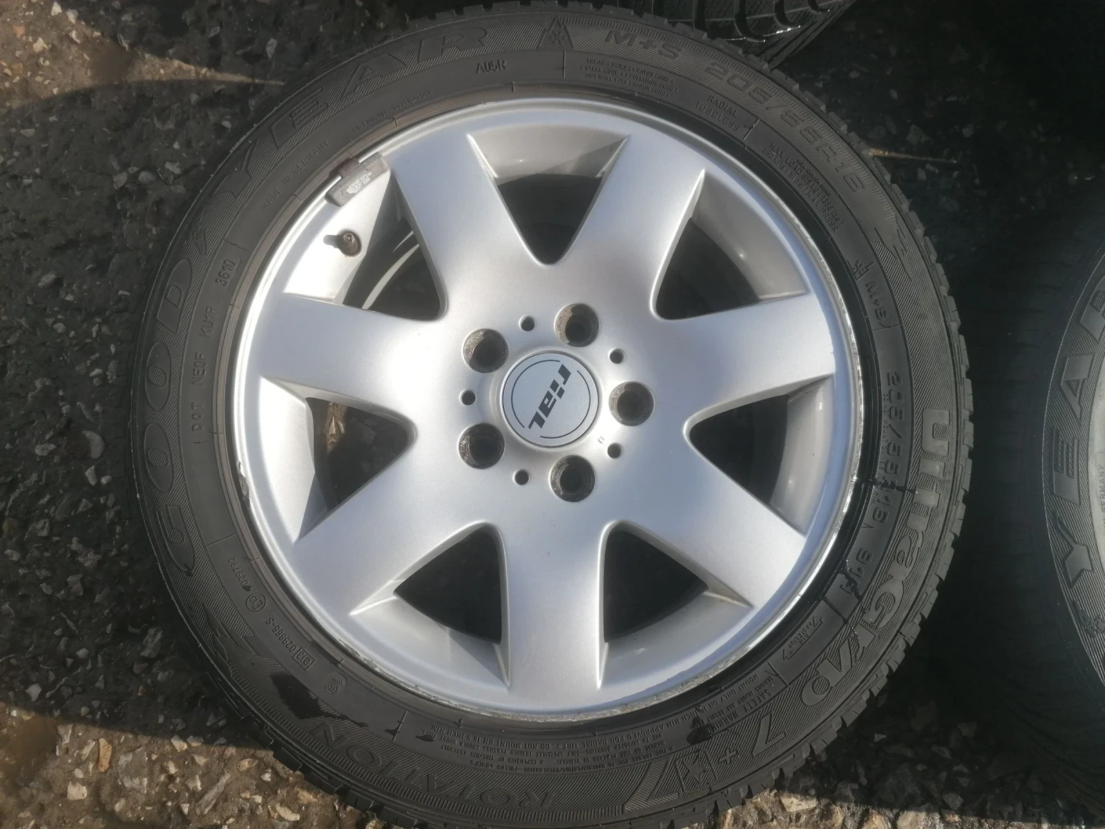    205/55R16  BMW 320 | Mobile.bg   3