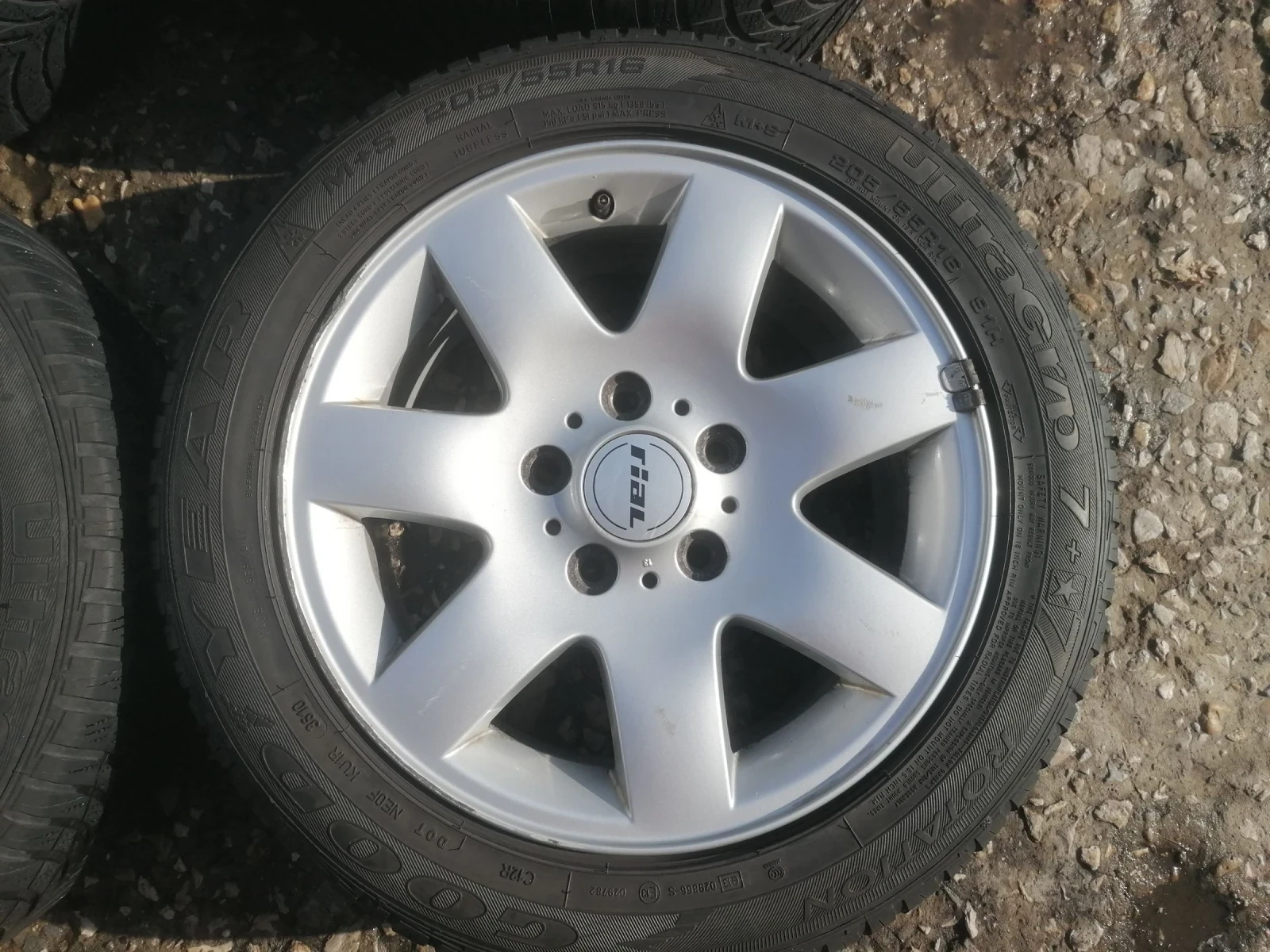    205/55R16  BMW 320 | Mobile.bg   2