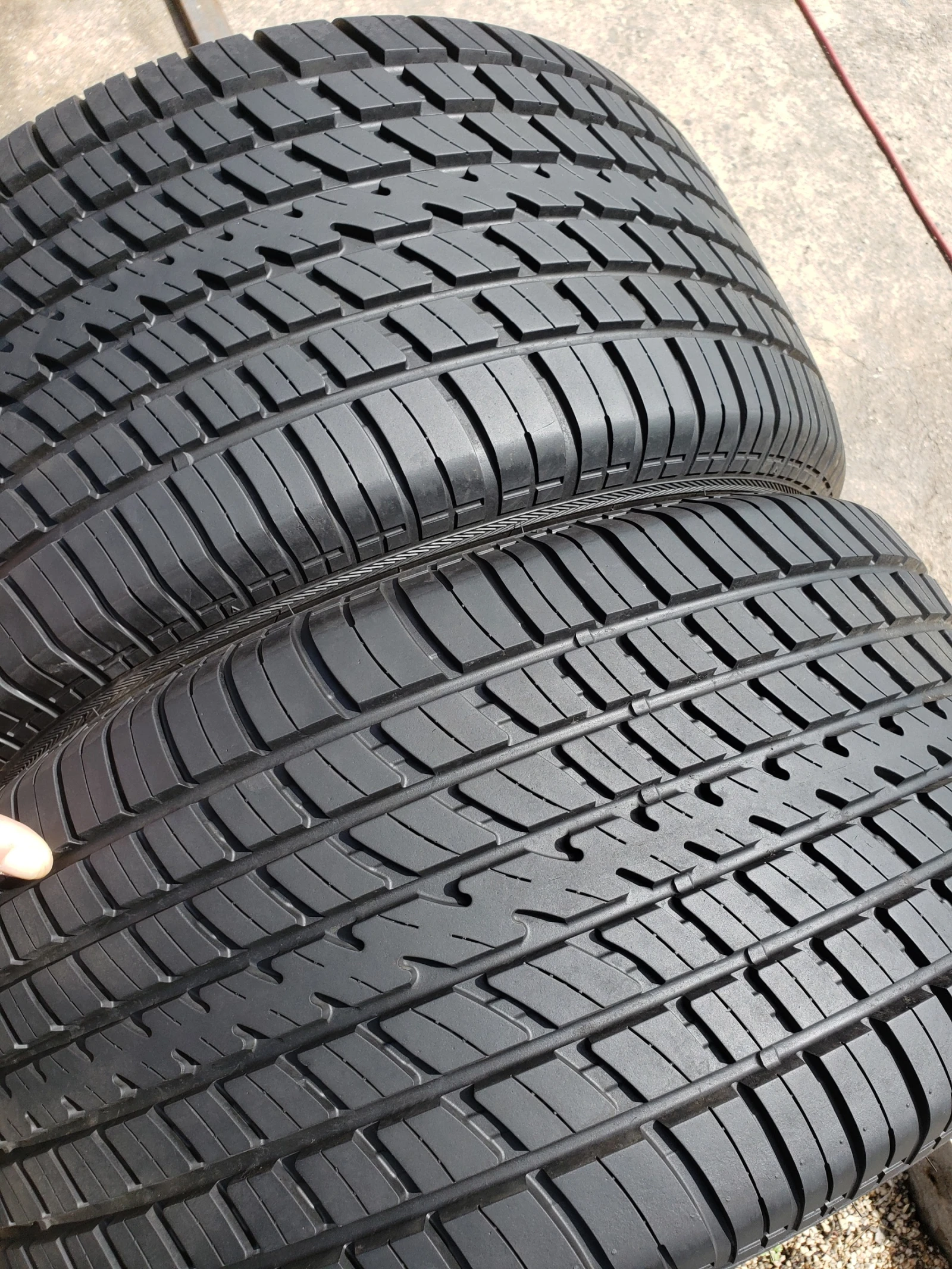 Гуми Летни 295/50R15, снимка 3 - Гуми и джанти - 54582036