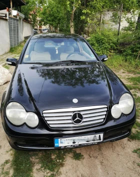 Mercedes-Benz C 220, снимка 1