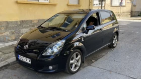 Toyota Corolla verso 2.2 D-CAT, снимка 1