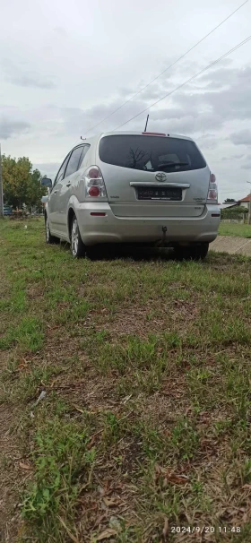 Toyota Corolla verso, снимка 2