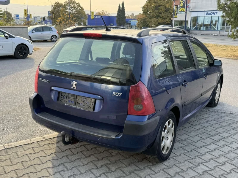 Peugeot 307 1.4 бензин клима Топ състояние , снимка 7 - Автомобили и джипове - 47763922