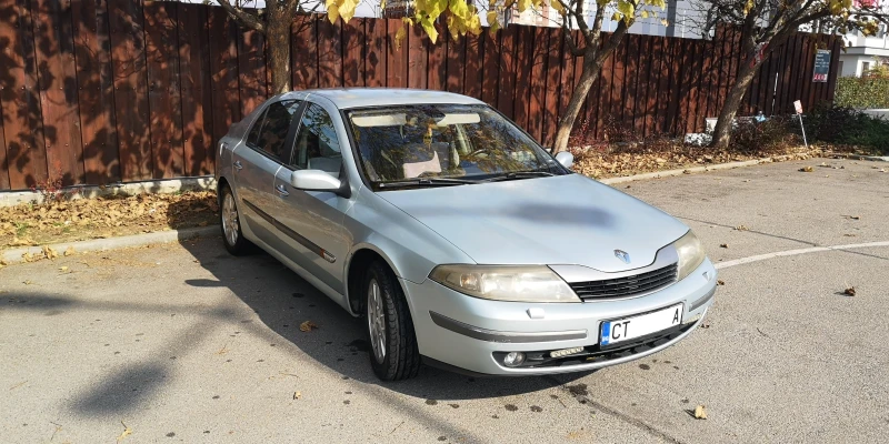 Renault Laguna Газов инжекцион, снимка 1 - Автомобили и джипове - 47805359