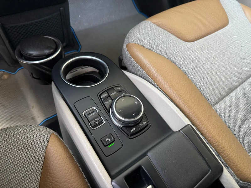BMW i3 ПОДГРЕВ / КАМЕРА / АВТОПИЛОТ, снимка 13 - Автомобили и джипове - 49910819