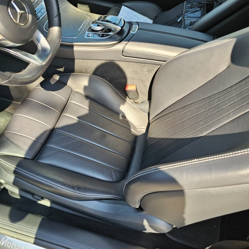 Mercedes-Benz E 220 AMG/4Matic/Burmester, снимка 11 - Автомобили и джипове - 51461913