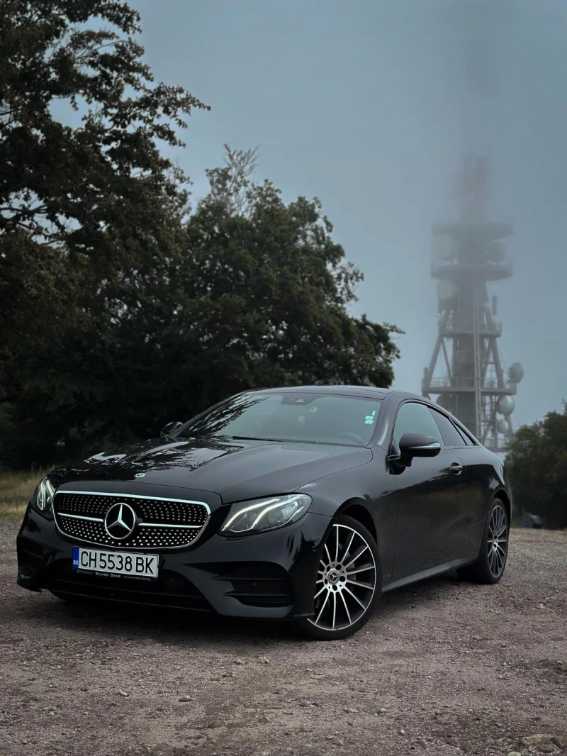 Mercedes-Benz E 220 AMG/4Matic/Burmester, снимка 4 - Автомобили и джипове - 51461913