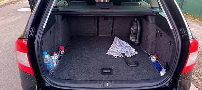 Skoda Octavia, снимка 15 - Автомобили и джипове - 52793407