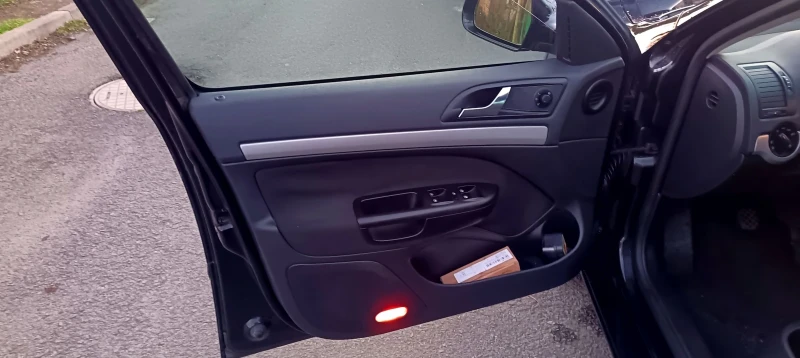 Skoda Octavia, снимка 12 - Автомобили и джипове - 52793407