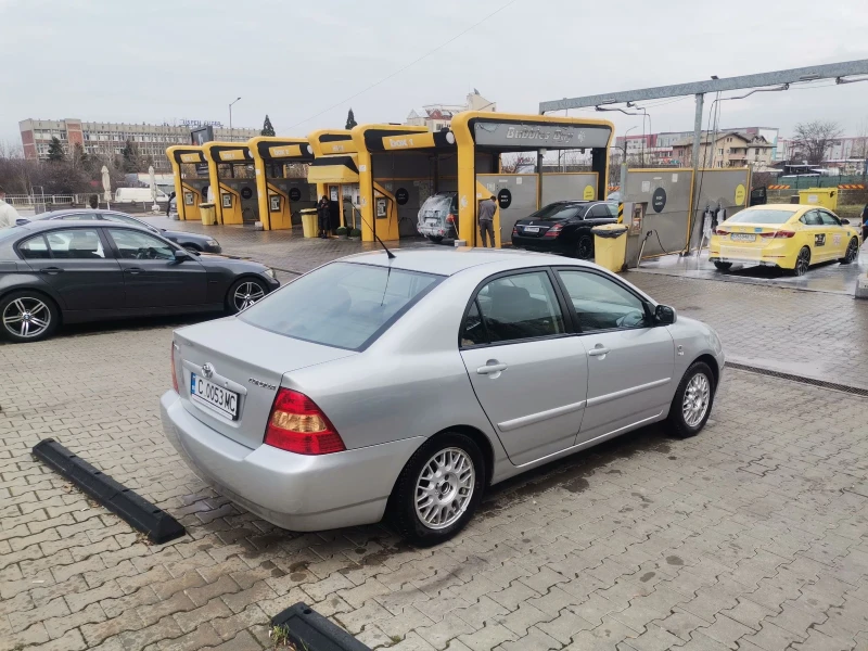 Toyota Corolla 1.4 vvt-i, снимка 4 - Автомобили и джипове - 52324190