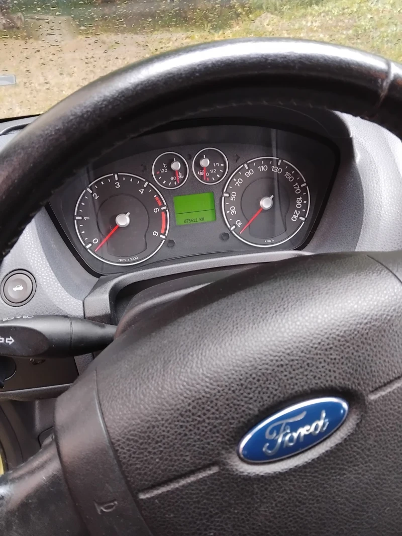 Ford Fiesta, снимка 4 - Автомобили и джипове - 52369406