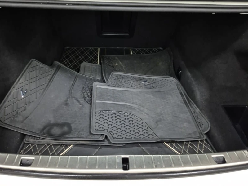 BMW 750 * 750LI XDRIVE * CARFAX * БЕЗ ПЪРВОНАЧАЛНА ВНОСКА, снимка 17 - Автомобили и джипове - 52841108