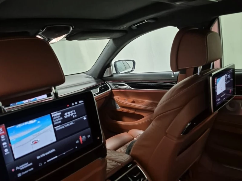 BMW 750 * 750LI XDRIVE * CARFAX * БЕЗ ПЪРВОНАЧАЛНА ВНОСКА, снимка 14 - Автомобили и джипове - 52841108