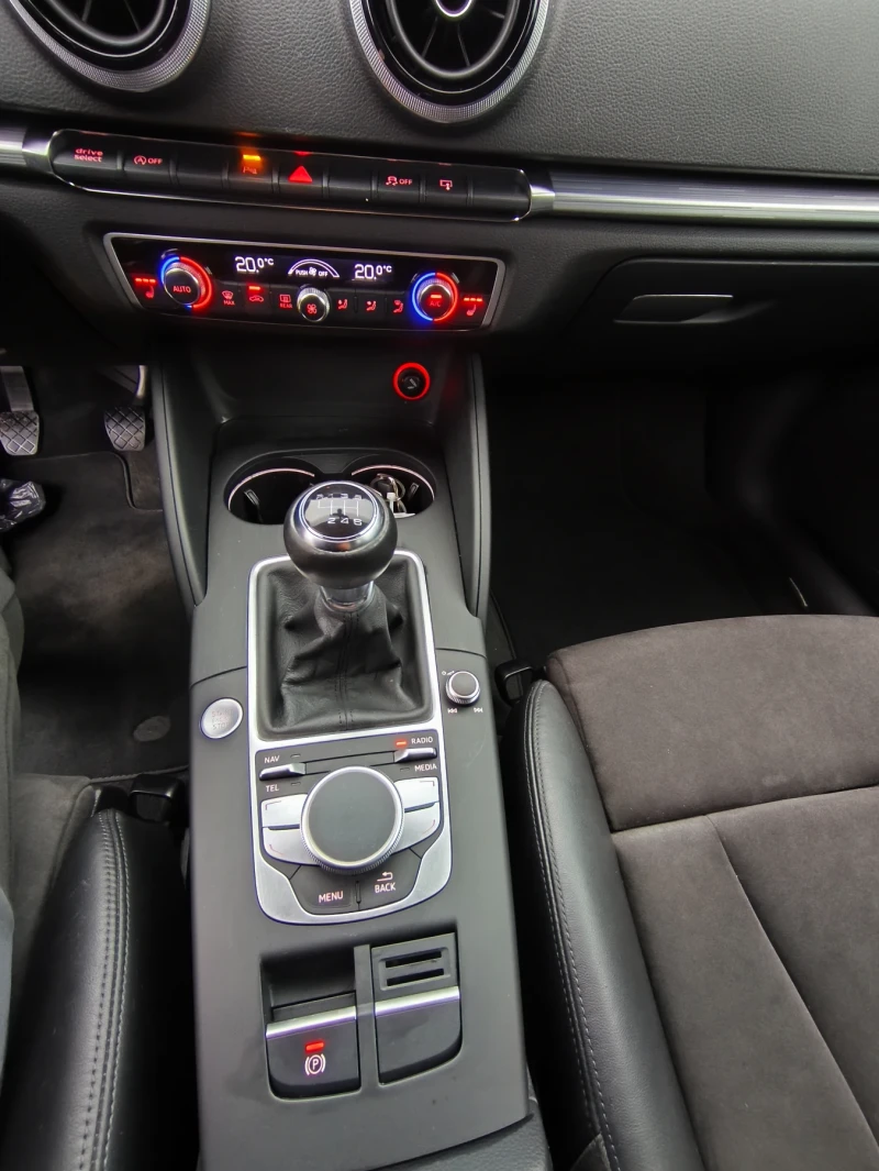 Audi A3 1.6 Ultra SLine , снимка 14 - Автомобили и джипове - 52885414
