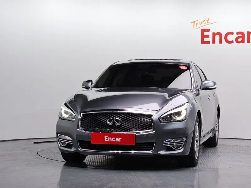Infiniti Q70 3.7 STYLE, снимка 3 - Автомобили и джипове - 54854550