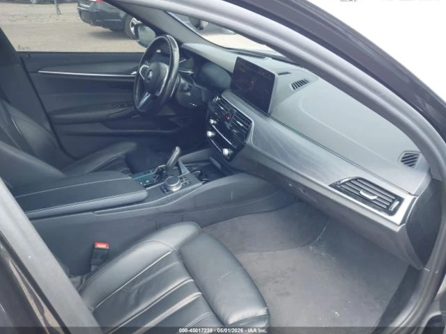 BMW 540 XDRIVE M PKG| HEAD UP| HARMAN| 360| , снимка 9 - Автомобили и джипове - 54983573