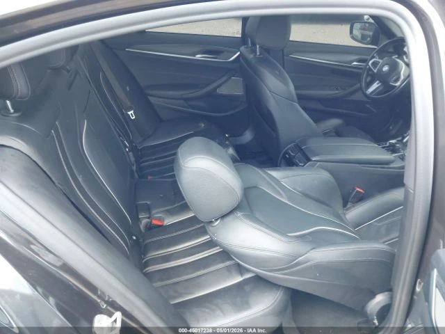 BMW 540 XDRIVE M PKG| HEAD UP| HARMAN| 360| , снимка 11 - Автомобили и джипове - 54983573