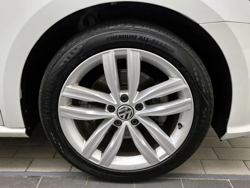 VW Passat 2.0 TSI - САМО 30% АВАНС, снимка 10 - Автомобили и джипове - 56267711