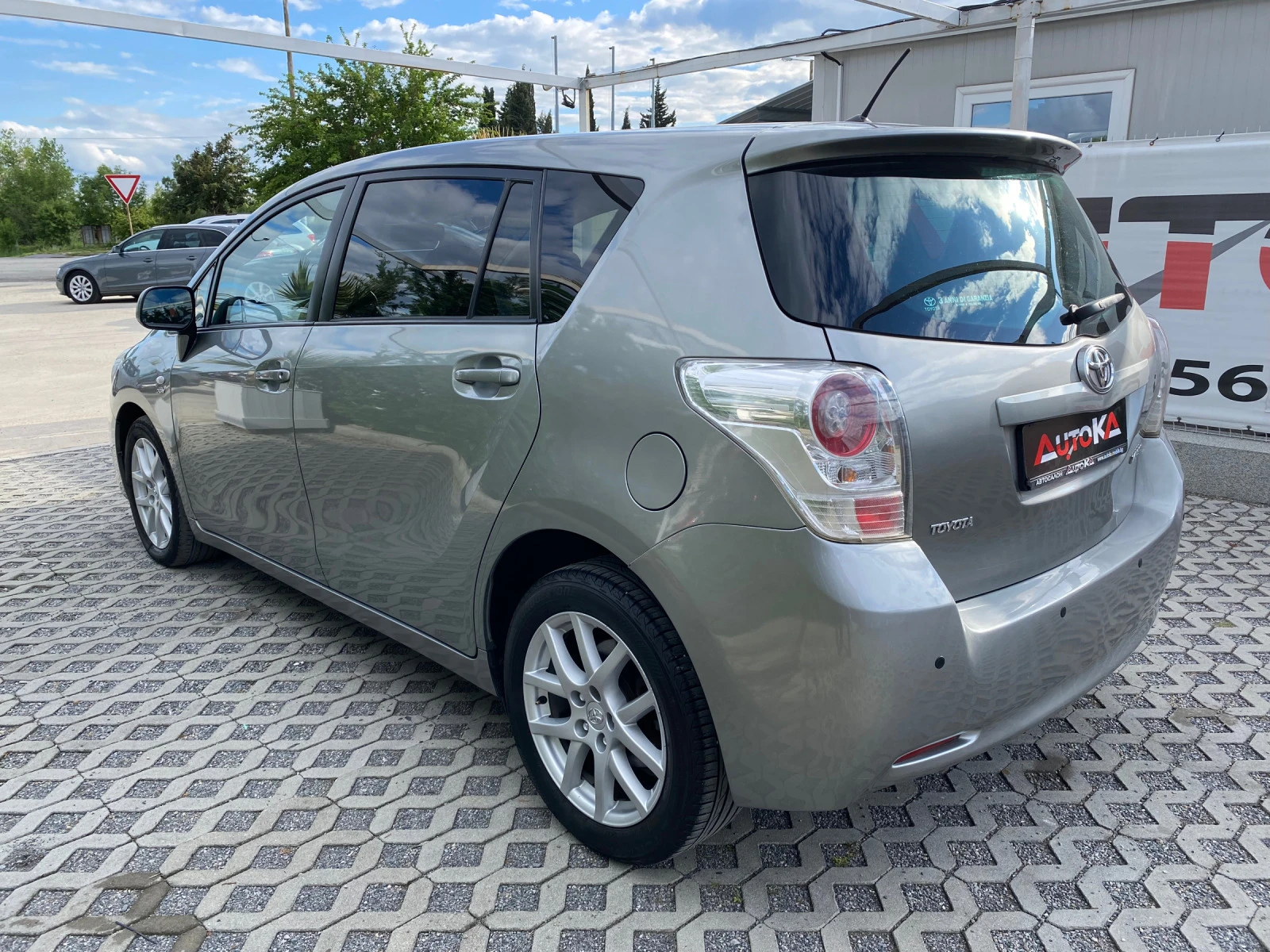 Toyota Verso 2.2D-150кс= АВТОМАТ= 7МЕСТА= 147х.км= НАВИ= КАМЕРА - изображение 5