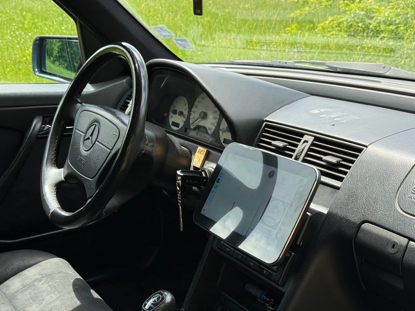 Mercedes-Benz C 200 W202, снимка 8 - Автомобили и джипове - 53867919