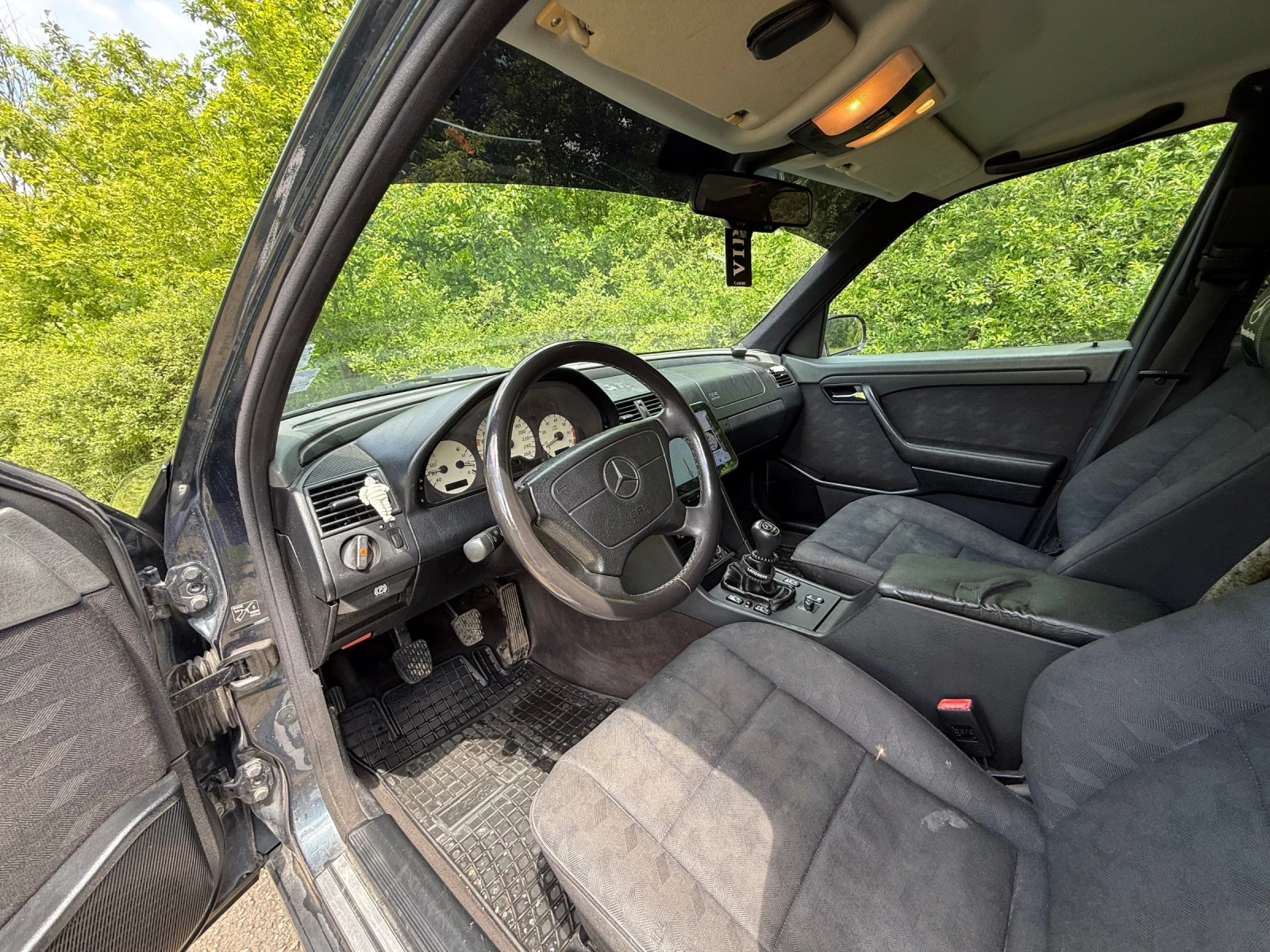Mercedes-Benz C 200 W202, снимка 9 - Автомобили и джипове - 53867919