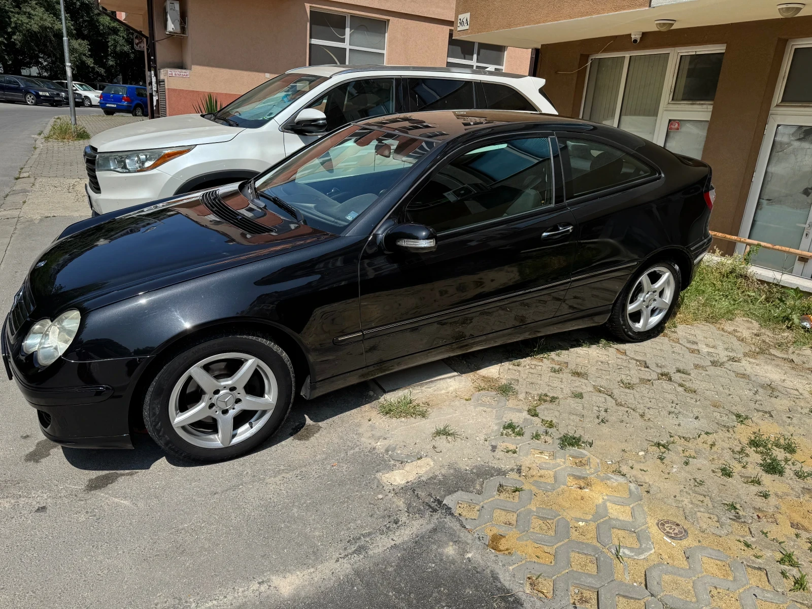 Mercedes-Benz C 200  Kompressor Facelift   1.8 бензин - изображение 2