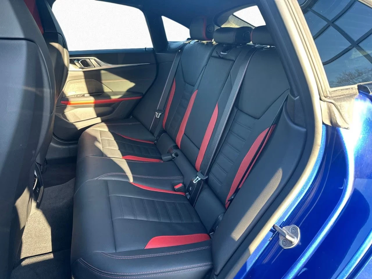 BMW i4 xDrive M50 M-Sport PRO/360/M �������/HK/Adaptive M | Mobile.bg � ����������� 12