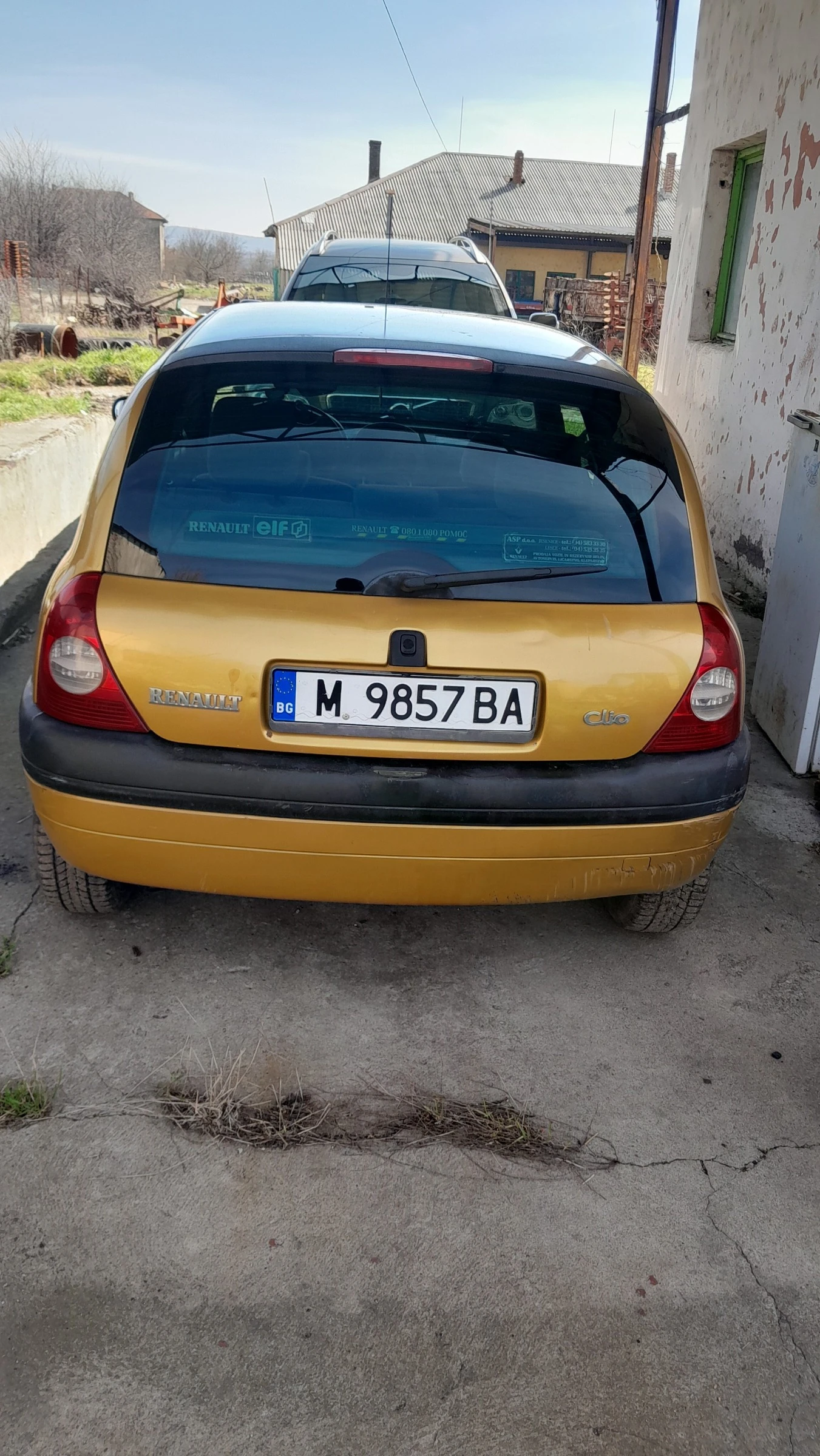 Renault Clio, снимка 12 - Автомобили и джипове - 53771846