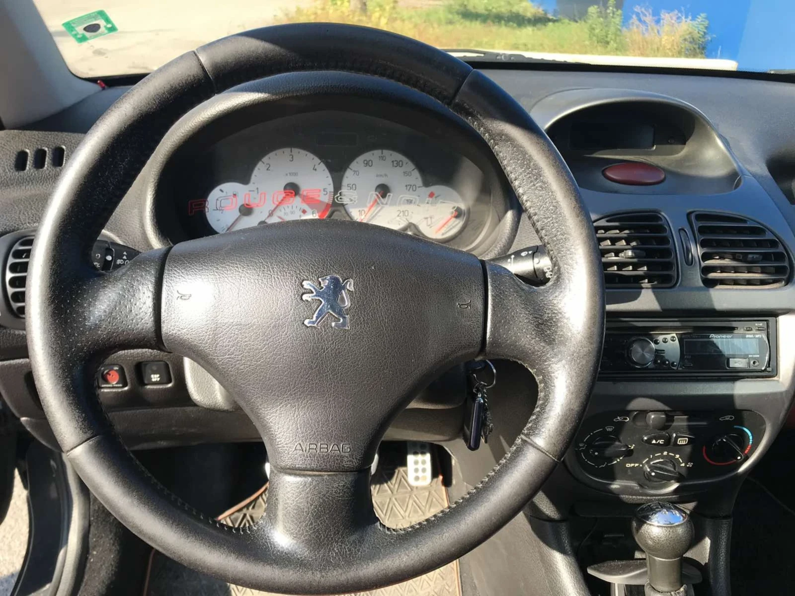 Peugeot 206 1.6 HDI Rouge&Noir, снимка 14 - Автомобили и джипове - 54032005