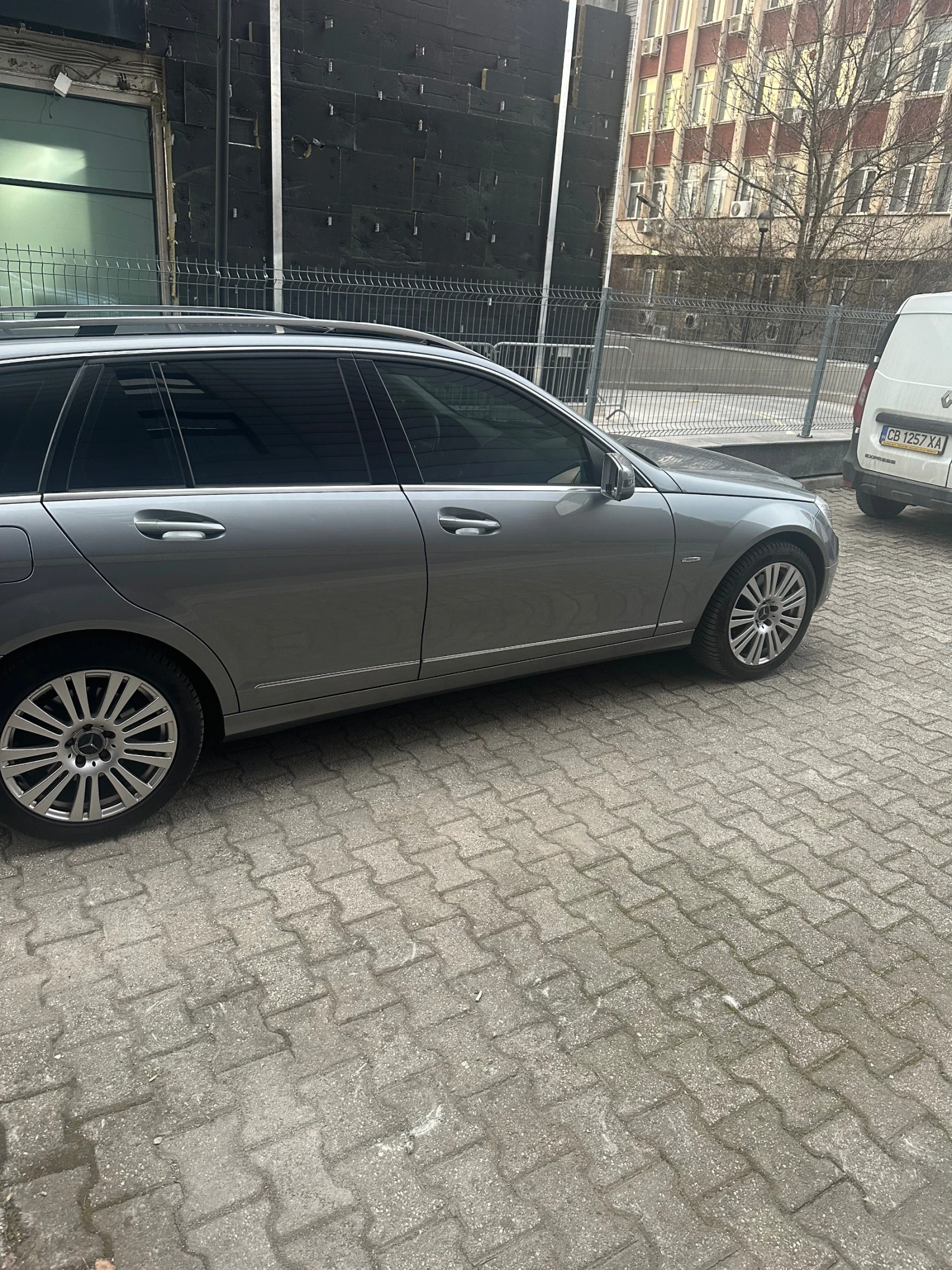 Mercedes-Benz C 350, снимка 7 - Автомобили и джипове - 54364833