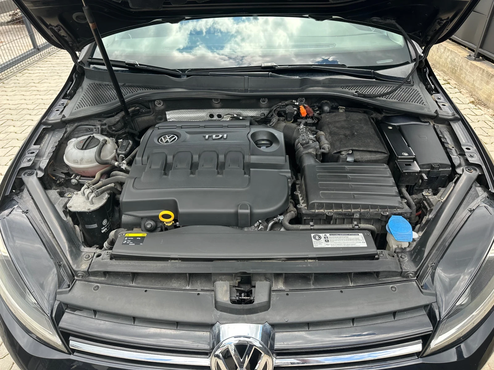 VW Golf TDI-105к.с-ПАНОРАМА, снимка 16 - Автомобили и джипове - 54513900