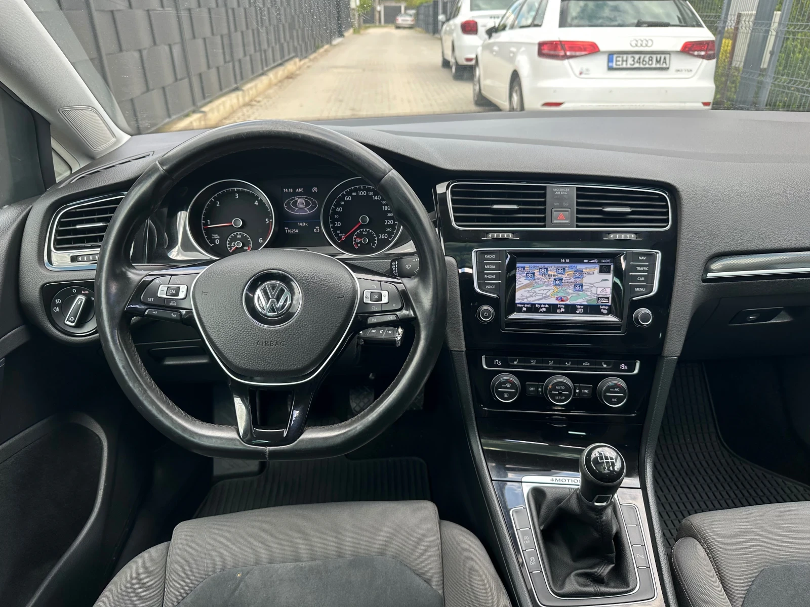 VW Golf TDI-105к.с-ПАНОРАМА, снимка 8 - Автомобили и джипове - 54513900