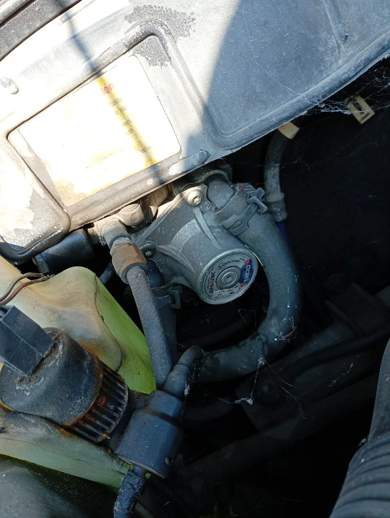 Opel Astra 1.6, снимка 10 - Автомобили и джипове - 54671271
