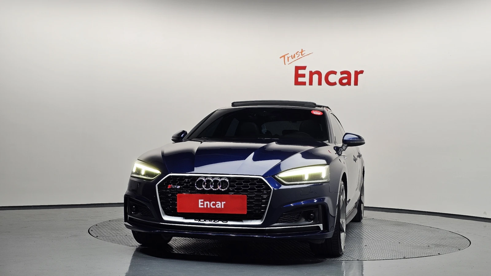 Audi A5 S-LINE* DISTRONIK* HEAD-UP* DIGITAL* PANO* КРАЙНА , снимка 2 - Автомобили и джипове - 54700873