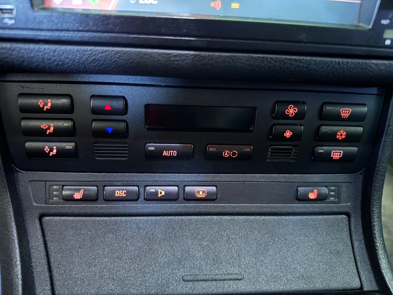 BMW 330, снимка 6 - Автомобили и джипове - 54766462