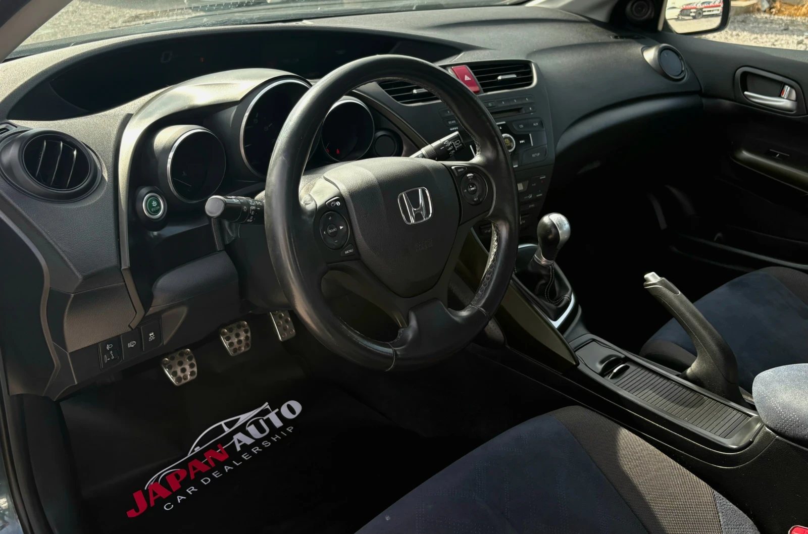 Honda Civic 1.8 i-VTEC ТОП! С ГАРАНЦИЯ!, снимка 3 - Автомобили и джипове - 54889010