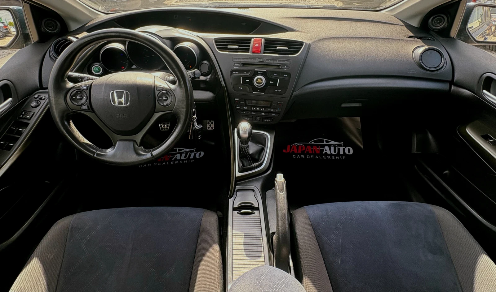 Honda Civic 1.8 i-VTEC ТОП! С ГАРАНЦИЯ!, снимка 4 - Автомобили и джипове - 54889010