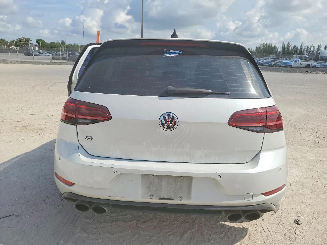 VW Golf R* DIGITAL* AWD* АВТОКРЕДИТИРАНЕ, снимка 6 - Автомобили и джипове - 54930992