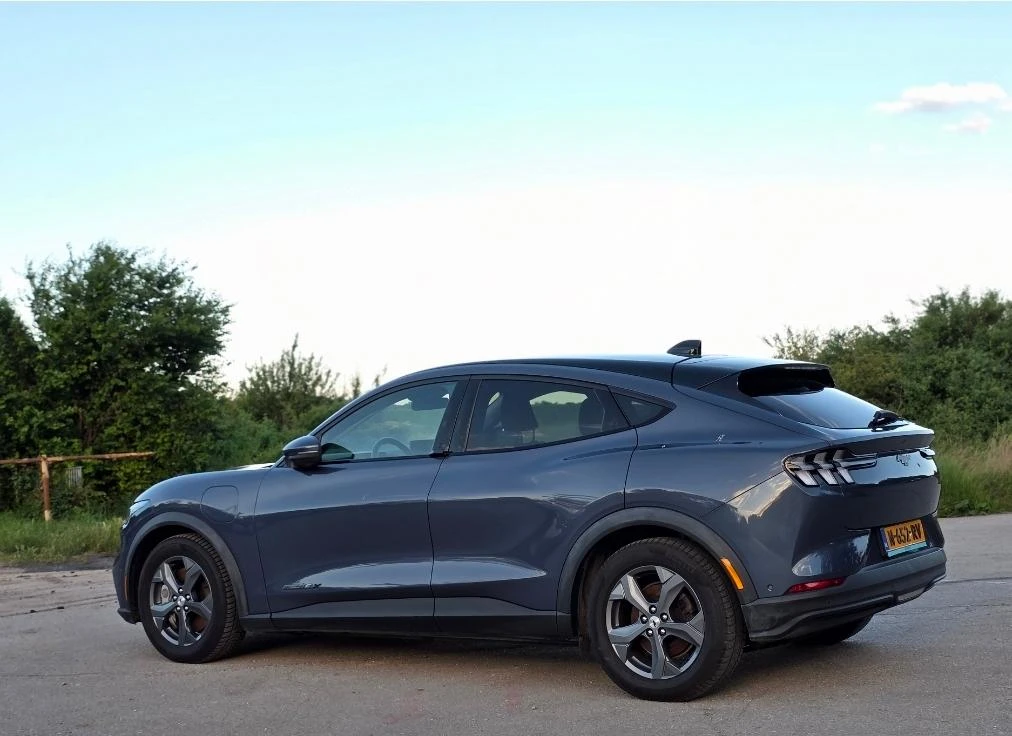 Ford Mustang Mach-E 99KW  Premium Extended Range B&O, снимка 4 - Автомобили и джипове - 54936335