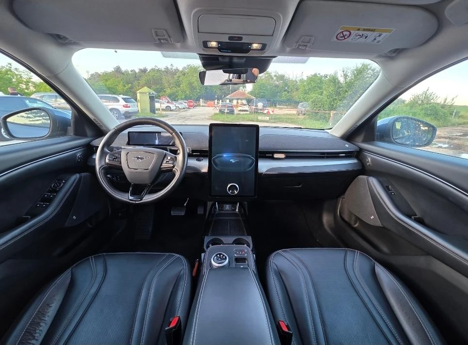 Ford Mustang Mach-E 99KW  Premium Extended Range B&O, снимка 12 - Автомобили и джипове - 54936335