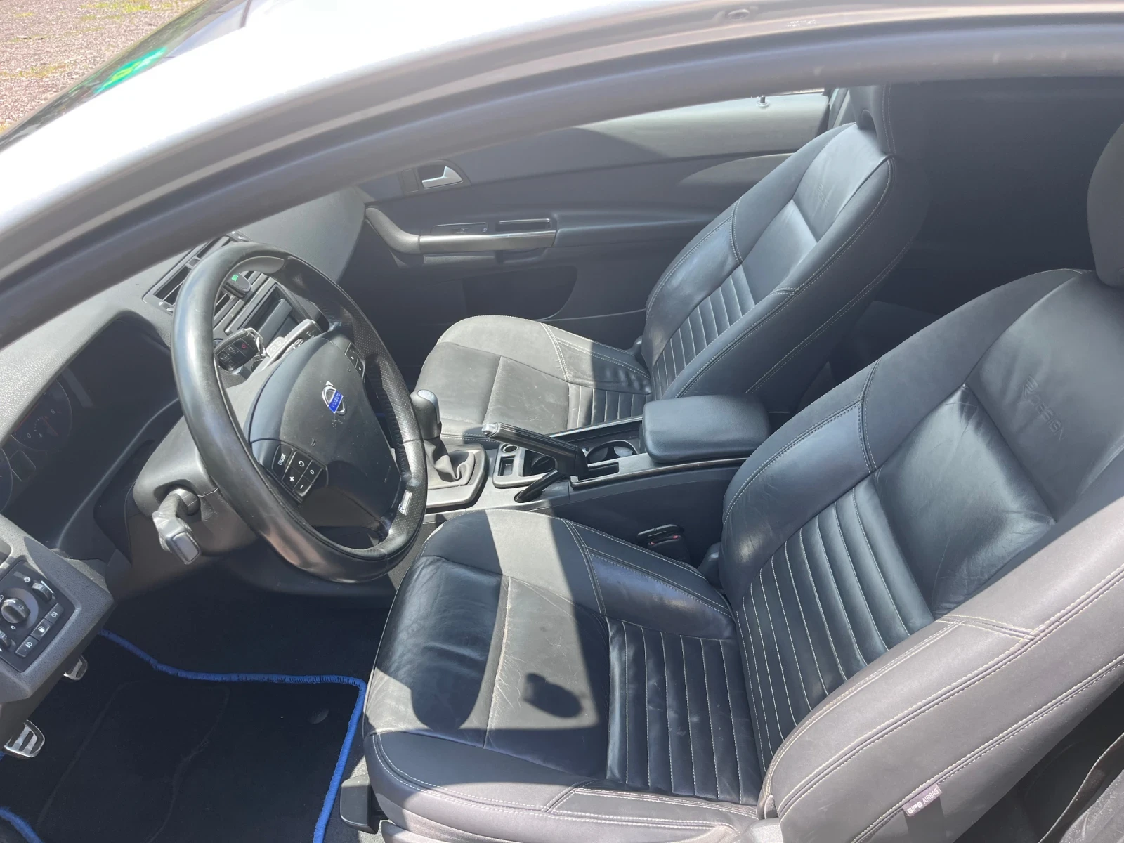 Volvo C30 1.6 D2 114 R-Design, снимка 6 - Автомобили и джипове - 54998263