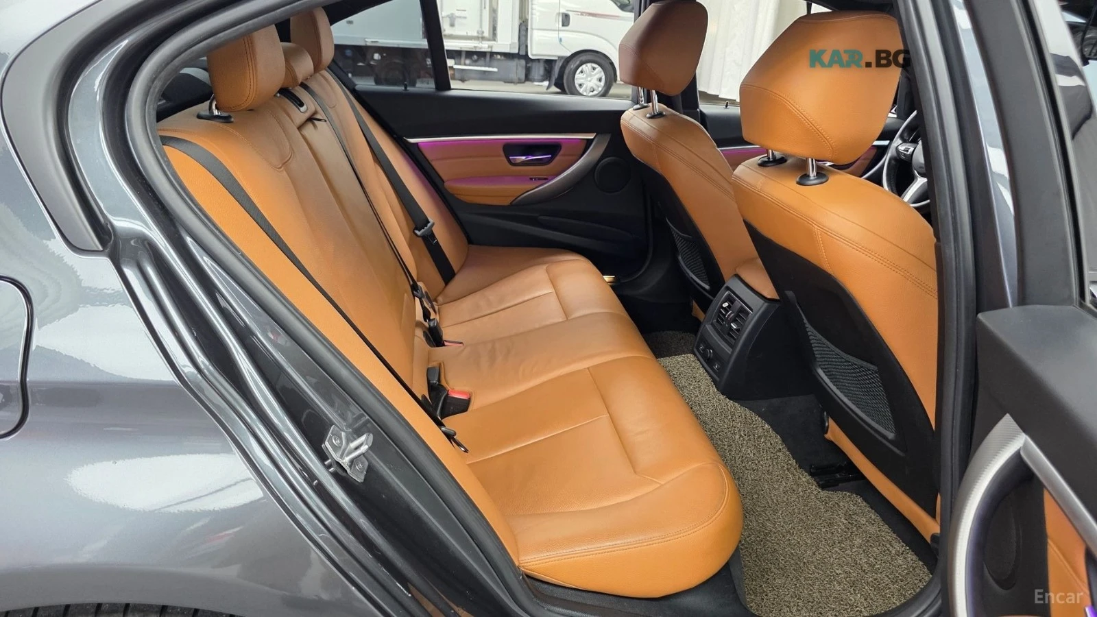 BMW 330 M Sport Shadow* HUD* ПАНО* КОЖА* НАВИ, снимка 10 - Автомобили и джипове - 55250349