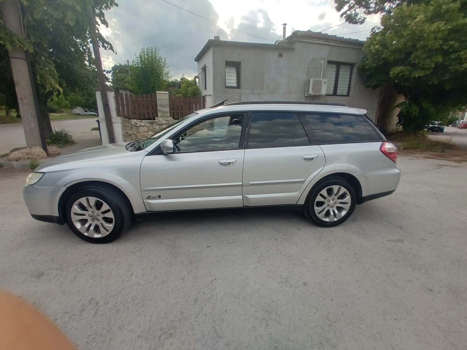 Subaru Outback Si-Drive Н6 3.0, снимка 2 - Автомобили и джипове - 55449434
