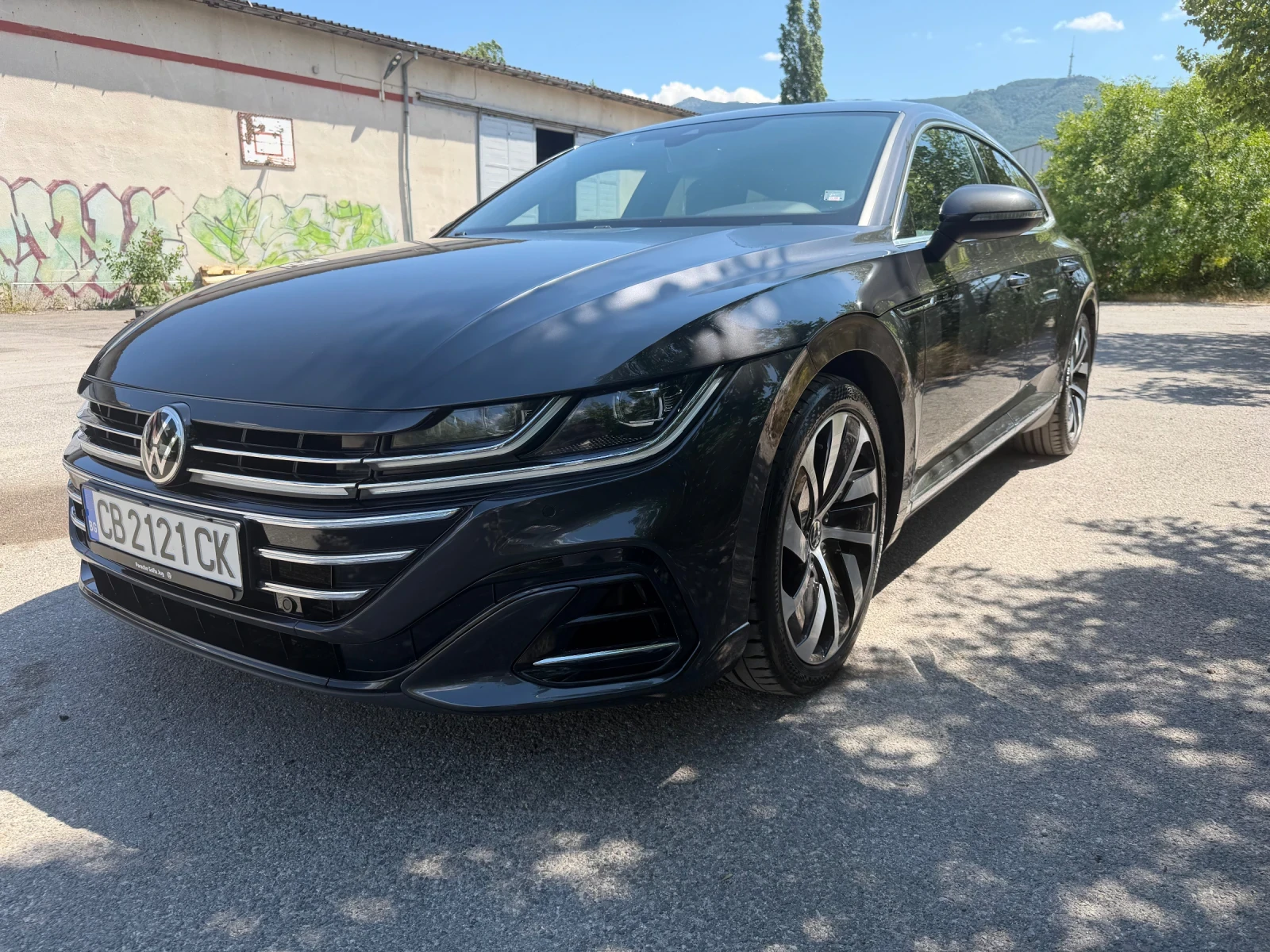 VW Arteon Shooting brake R-Line, 4x4, снимка 2 - Автомобили и джипове - 55459732