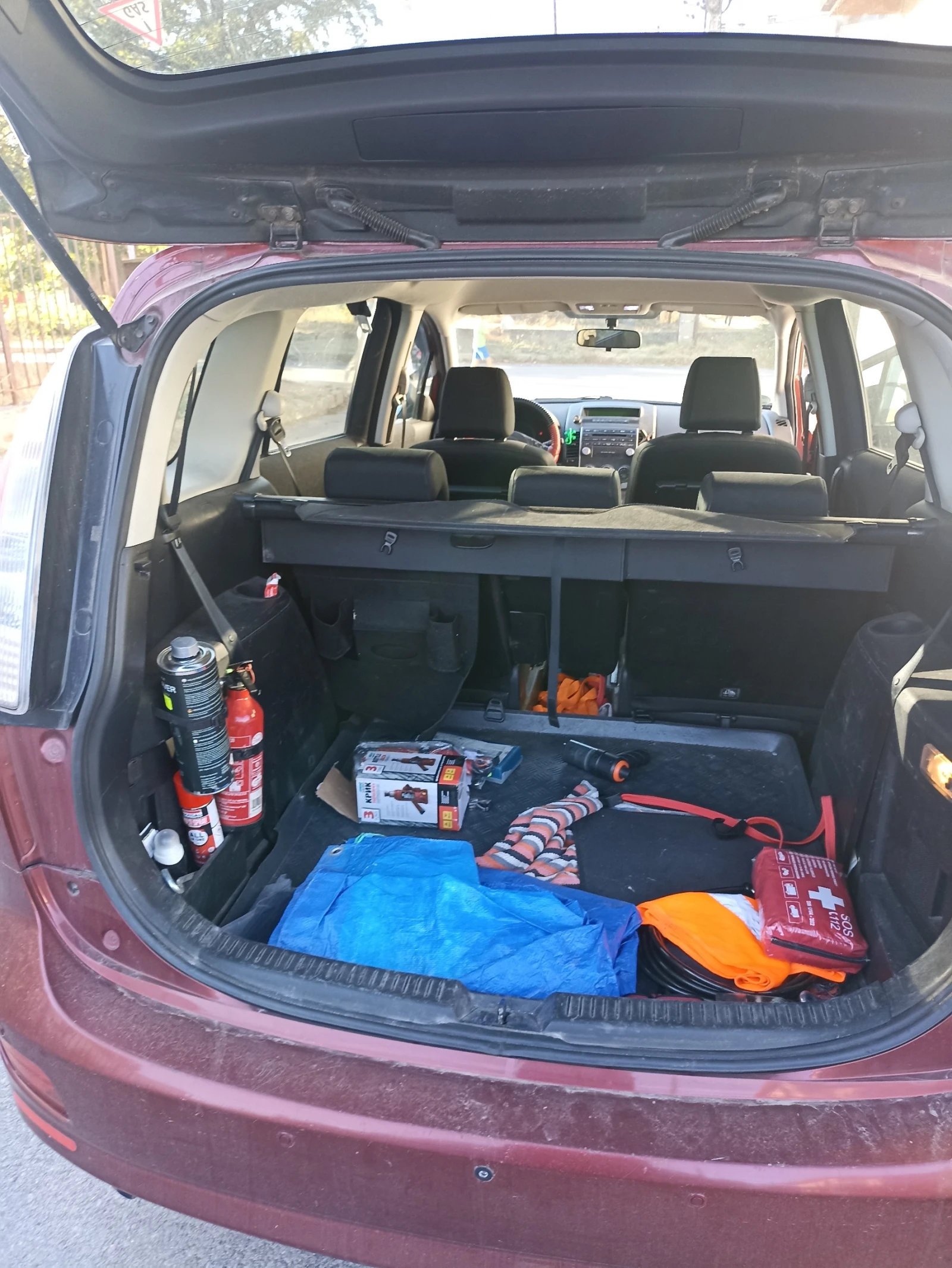 Mazda 5, снимка 7 - Автомобили и джипове - 56338593